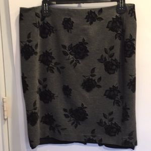 White House Black Market Skirt